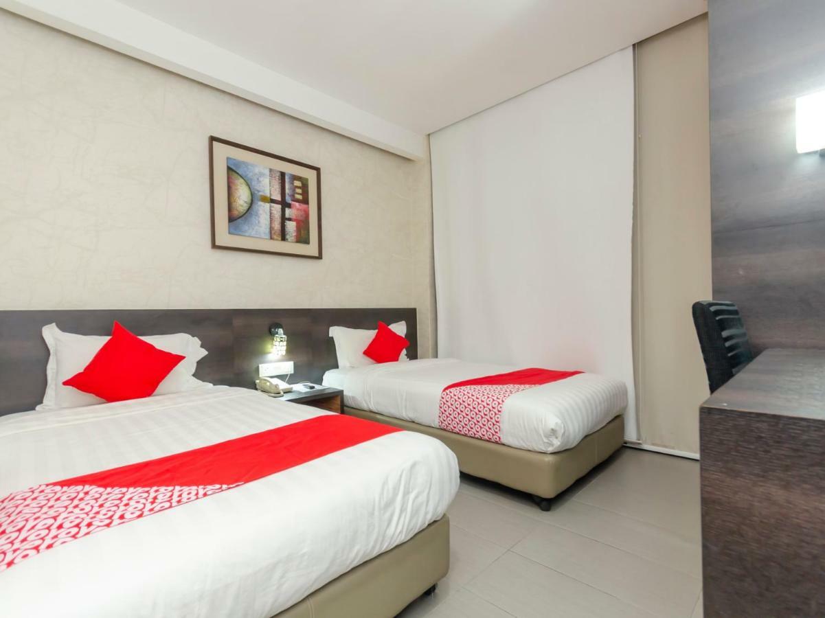 Oyo 1164 Hotel 906 Kota Laksamana Malacca Εξωτερικό φωτογραφία
